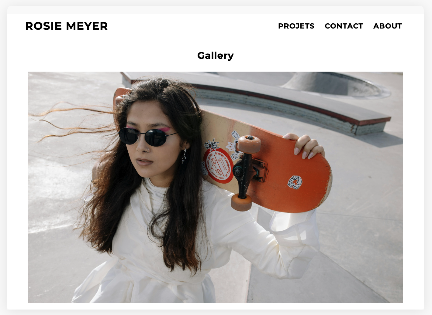 Vertical Golden gallery template for your portfolio website